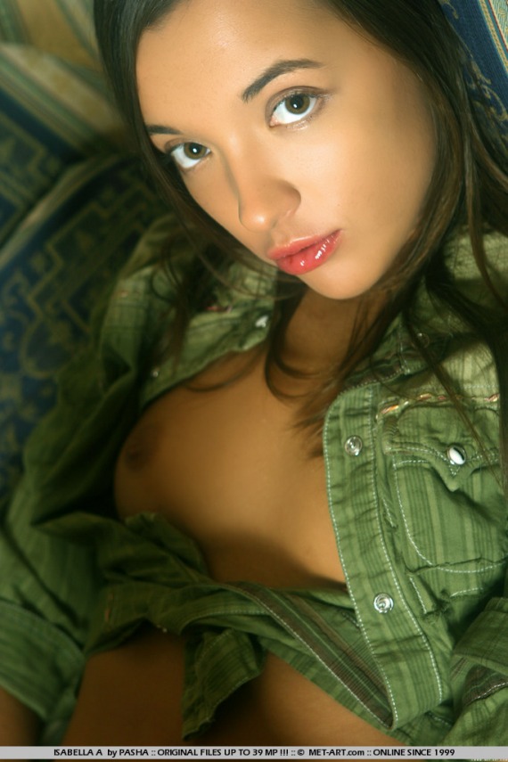 met art girl isabella